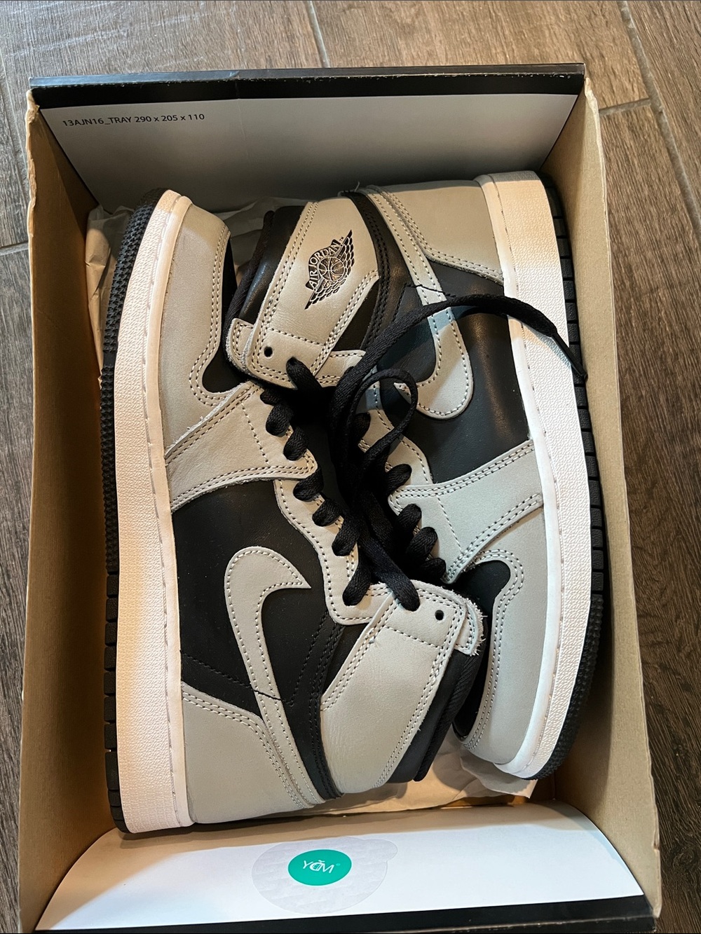 Nike Air Jordan 1 Mid Women Sneakers - Black & Light Gray